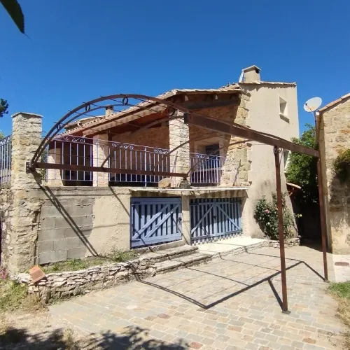 pergola fer forgémetallerie baffray ferronerie portails escaliers garde corps pergolas mison sisteron 04